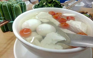 Hết hồn với món canh trứng cà chua đậu phụ theo phong cách "đường ai nấy đi"