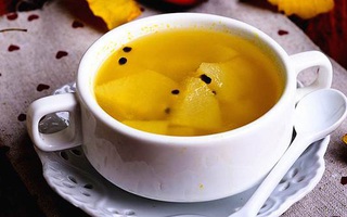 Nấu chè trái cây thanh mát cho bữa trưa cuối tuần