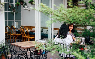 Nghỉ 2/9 nếu không đi đâu xa, check list các quán cafe cực xinh này ở Hà Nội cũng đủ "đã" rồi!