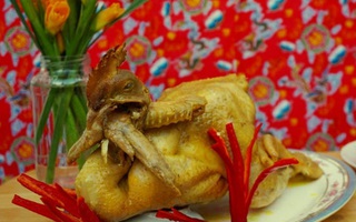 Giao thừa năm Dậu có nên kiêng cúng gà?