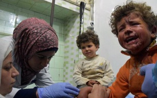 Đánh bom xe buýt chở người sơ tán ở Syria, ít nhất 80 trẻ thiệt mạng