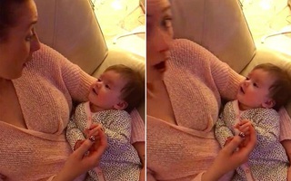 Chơi đùa với con gái 13 tuần tuổi, bà mẹ sốc khi nghe thấy điều này