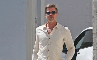 Brad Pitt bắt đầu “hẹn hò” trở lại sau khi chia tay Angelina Jolie