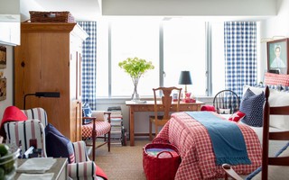 Căn hộ nhỏ chỉ vỏn vẹn 25m² nhưng đẹp ấn tượng dành riêng cho tín đồ yêu màu đỏ và trắng