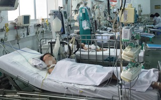 TP.HCM: Một bé trai 11 tuổi bị sốt xuất huyết cực nặng, trụy tim nguy kịch