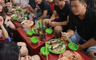 Khách du lịch "tố" bị nhà hàng tính tiền nhập nhằng "gian lận" gần 3 triệu đồng