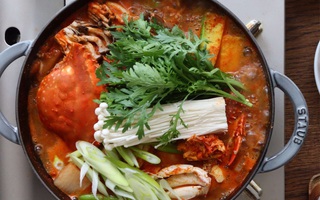 Món ngon cuối tuần: Lẩu cua Hàn Quốc