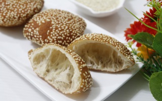 Làm bánh tiêu nở phồng đẹp mắt với công thức cực đơn giản