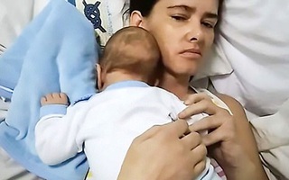 Người mẹ “hồi sinh” sau tai nạn khủng khiếp nhờ sinh con trong lúc hôn mê sâu