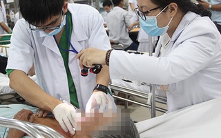 Vỡ lá lách, cháu bé suýt nguy kịch vì sai lầm của mẹ