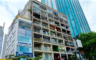 Các cửa hàng ở chung cư 42 Nguyễn Huệ nếu bị buộc phải đóng cửa, giới trẻ Sài Gòn lại mất một điểm vui chơi