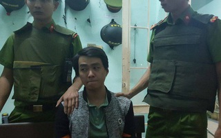 Kẻ cầm dao cướp ngân hàng ở Đà Nẵng bị bắt sau 10 phút truy đuổi