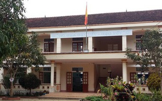 Nghệ An: Tạm đình chỉ cô giáo dùng thước đánh vào đầu 25 học sinh tiểu học vì không thuộc bài