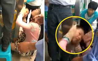 Nghịch ngợm quá đà, cậu bé bị kẹt đầu vào khe cửa bệnh viện