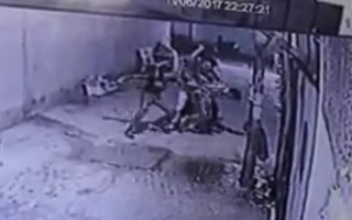 Chở bạn gái về, nam thanh niên bị đánh tử vong