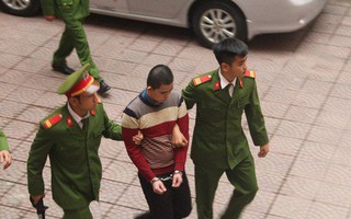 Dùng gạch đập đầu bạn thân tử vong rồi phi tang xác xuống sông vì bạn không chịu bán xe máy lấy tiền tiêu xài