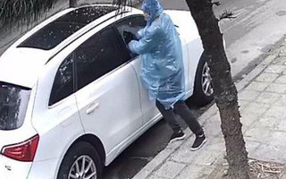 Clip: Tên trộm liều lĩnh phá cửa kính ô tô, trộm túi xách trong chớp mắt giữa phố Hà Nội