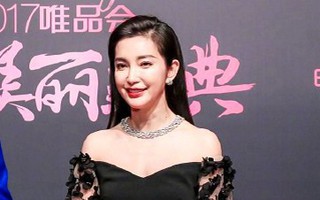Lý Băng Băng gây thất vọng với khuôn mặt già nua, lộ rõ những nếp nhăn lão hóa