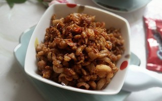 Tóp mỡ chưng mắm tép - món ăn dân dã không thể bỏ qua trong mùa đông này