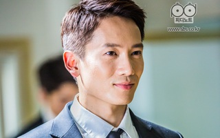 Sau cả chục tập phim bị biên kịch "hành hạ", ơn giời Ji Sung cũng có ngày này!