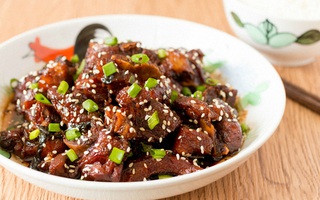 Thử ngay công thức sườn rim chua ngọt mới toanh ngon tuyệt cho bữa tối nào!