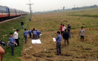 Nam Định: Thương tâm cháu bé 10 tuổi và 2 người  phụ nữ tử vong sau khi bị tàu đâm trúng