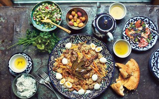 Độc đáo ẩm thực Plov ở Uzbekistan: món cơm ban đầu chỉ giới quý tộc mới được ăn