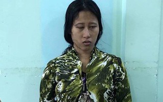 Khởi tố vụ án người mẹ lấy gối đè lên mặt khiến 2 con tử vong