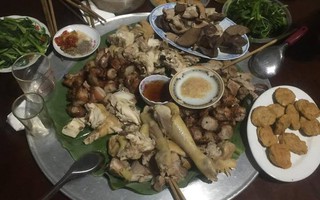 Bữa cơm quê dăm bảy món dồn chung một mâm, chẳng bày biện cầu kỳ nhưng ai nhìn cũng thèm vì lý do này