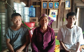 Gánh nặng cuộc đời của cựu thanh niên xung phong, gần 70 vẫn phu gạch nuôi chồng khuyết tật, 2 con tâm thần