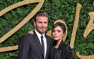 Victoria Beckham đã khóc suốt 2 ngày liên tiếp vì sốc trước chia sẻ của chồng về "sự thật cuộc hôn nhân"