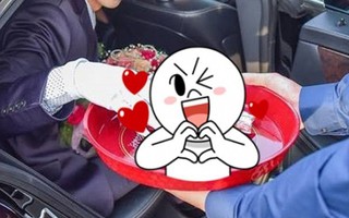 Chú rể đi rước dâu quên mang theo sính lễ quan trọng nhất, thợ chụp hình lập tức "hiến kế" khiến dân mạng phải ngả mũ thán phục