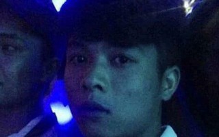 "Nghịch tử" dùng then cài cửa đánh mẹ đến chết
