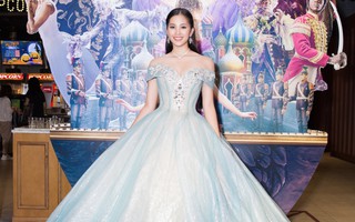 Hoa hậu Tiểu Vy gây choáng ngợp với chiếc váy công chúa trong họp báo: Lọ Lem cũng chỉ đẹp đến thế là cùng!