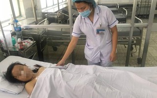TP.HCM: Chạy xe giữa đường rồi ngã vào dải phân cách, cô gái 26 tuổi phải cắt hơn nửa lá gan, mất gần cạn máu trong người