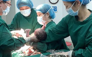 Cư dân mạng "hỏi xoáy đáp xoay" chuyện nghề y, không ngờ nhận về cả series tiết lộ toàn bí mật siêu sốc