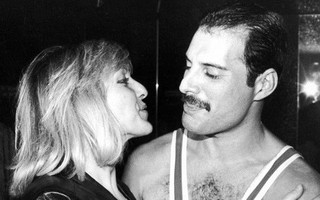 Câu chuyện về huyền thoại Freddie Mercury cùng người phụ nữ duy nhất mà ông yêu trong suốt cuộc đời
