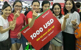 Mừng sinh nhật 4 tuổi, siêu thị VinMart "chơi lớn" tặng ô tô VinFast tri ân khách hàng tại tòa nhà LandMark 81