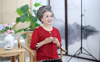 Trung Quốc: Khi cụ bà 71 tuổi vẫn hái ra tiền nhờ làm mẫu ảnh, người ta bắt đầu lo về một nền "kinh tế tóc bạc"