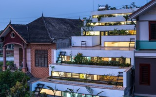 Cận cảnh ngôi nhà có ruộng bậc thang ngay mặt tiền đạt nhiều giải thưởng kiến trúc lớn ở Hà Tĩnh