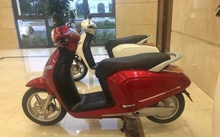 Sáng nay ra mắt xe máy điện đầu tiên của VinFast