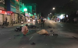 TP.HCM: Xe máy tông nhau kinh hoàng trên đường Phan Văn Trị khiến 2 người tử vong