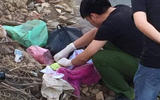 Hòa Bình: Phát hiện thi thể bé trai sơ sinh bị nhét trong ba lô, ném xuống bờ sông