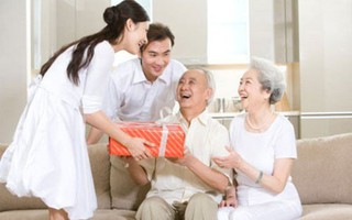 Đừng mải mê trao trái tim cho "người ấy" mà quên mất người thân của mình…