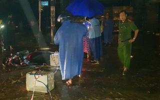 Đà Nẵng: Vướng vào dây điện rơi xuống đường trong cơn mưa, người chồng trẻ bị giật tử vong, vợ bị thương phải vào viện cấp cứu