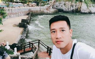 Trai đẹp Huy Hùng - người ghi bàn mở tỉ số cho Việt Nam: Từng suýt bỏ bóng đá về quê chăn bò