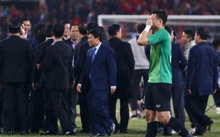 Thủ môn Văn Lâm: "Bố mẹ tôi căng thẳng tột độ, không dám xem trận đấu"