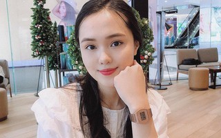 Quỳnh Anh - bạn gái Duy Mạnh luôn để 1 kiểu tóc mà vẫn xinh, cô nàng nào cũng có thể tham khảo