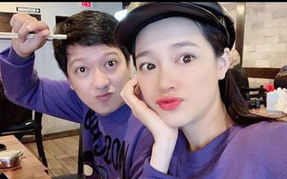 Trường Giang - Nhã Phương khoe ảnh chúc mừng Giáng sinh, cư dân mạng phát hiện bí mật thú vị này