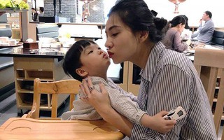 Con trai đáng yêu của Lưu Đê Li khiến nhiều người không khỏi xuýt xoa